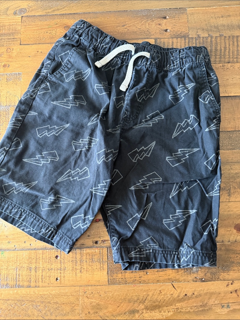 Arizona Jean Company Black Shorts with White Lightning Print